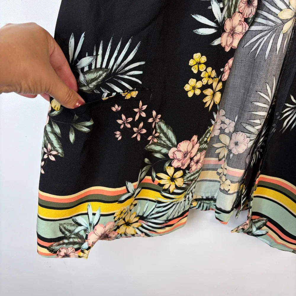 Roz & Ali Cardigan Women 2X Black Floral Tropical Open Front Pockets Rayon